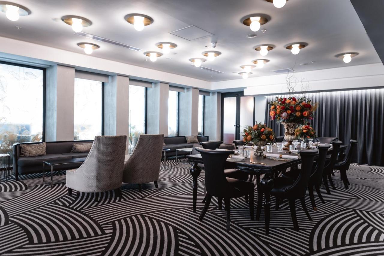 Hotel The Capital 15 On Orange & 5*