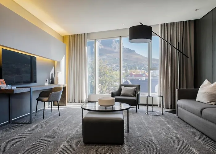 The Capital 15 On Orange Hotel & Spa