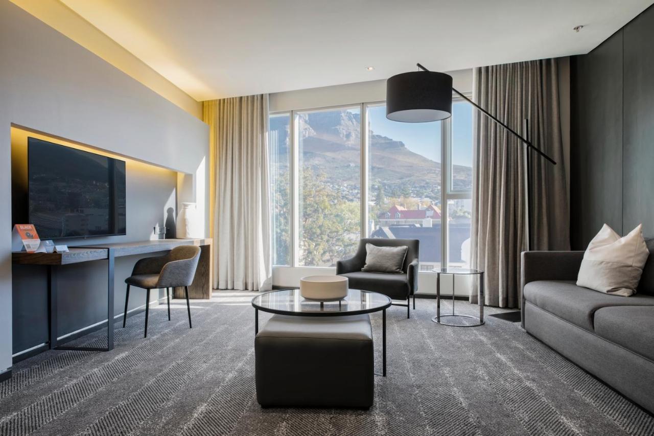 The Capital 15 On Orange & Cape Town