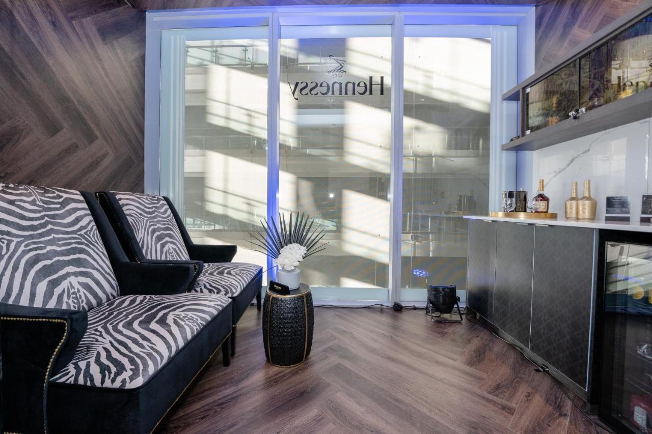 The Capital 15 On Orange & Hotel 5*